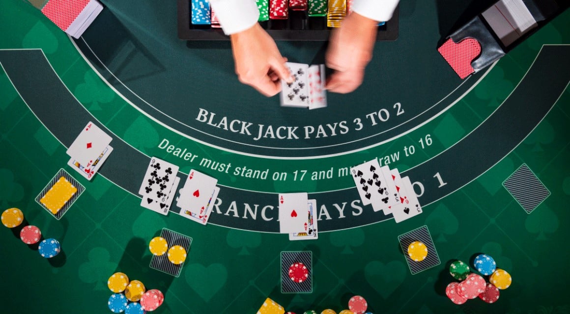 Blackjack - Tựa game trực tuyến đa dạng hình thức cược